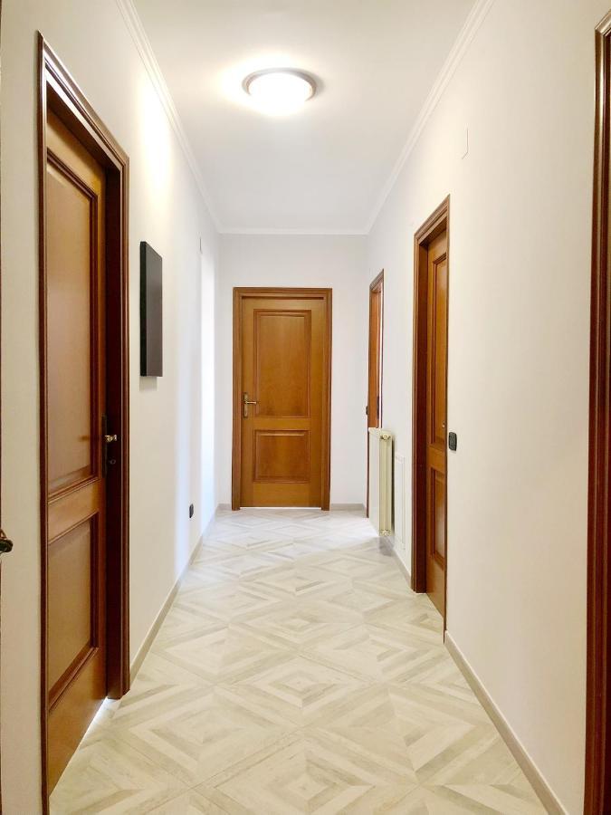 Hangar Inn Fiumicino Luaran gambar